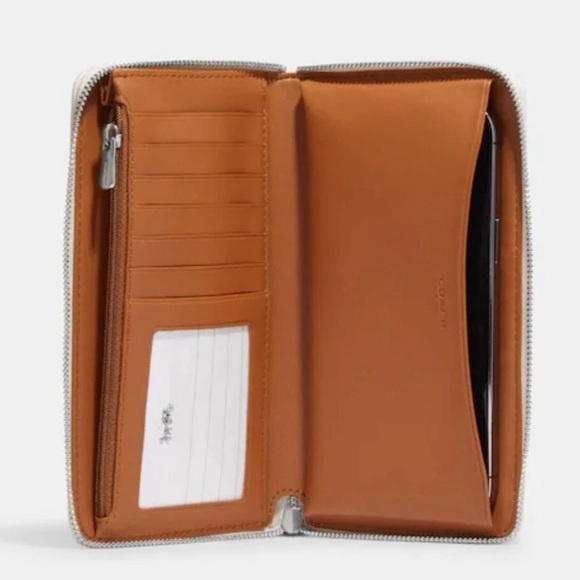 NWOT -Coach Dempsey Large Phone Wallet in Signature Jacquard with Rainbow Stripe - Picture 6 of 9